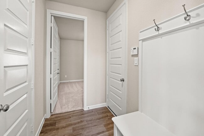 Building Photo - 1507 Delta Creek Dr