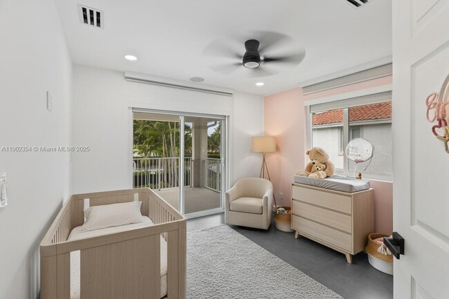 Building Photo - 6358 NW 113th Pl