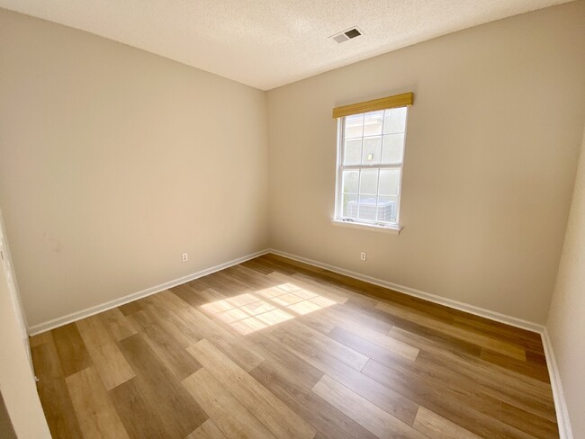 Building Photo - Wake up to a Wooded View at this Home in S...