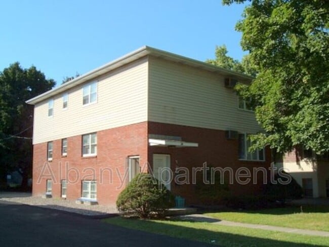Building Photo - 35 Parkwood St