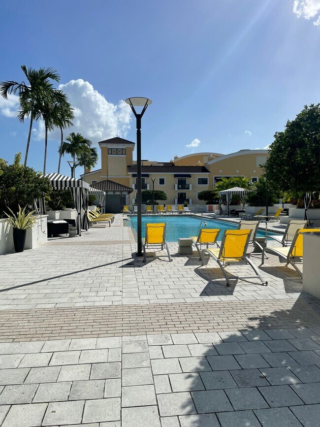 Building Photo - 7320 SW 79th St