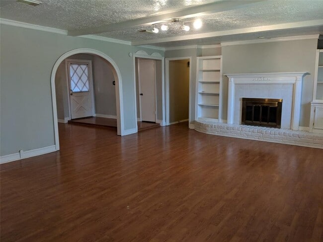 Building Photo - 5519 Birchgate Dr