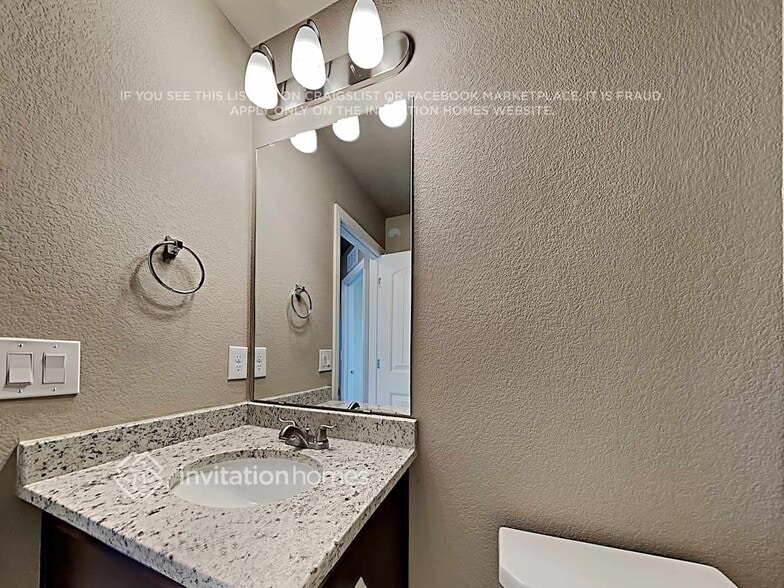Building Photo - 6133 Nash Dr