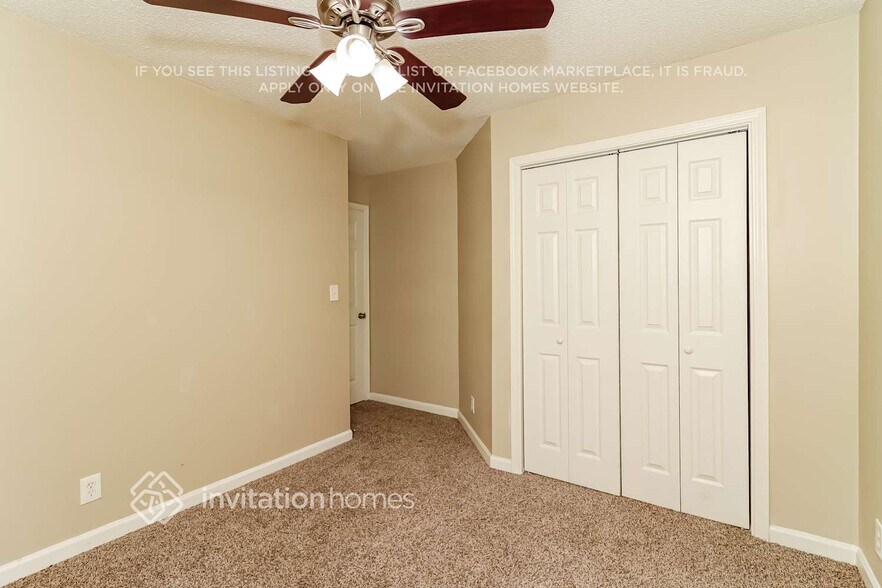 Building Photo - 1965 Sandcreek Dr SW