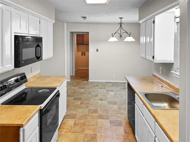 Building Photo - 6428 Canyon Cir