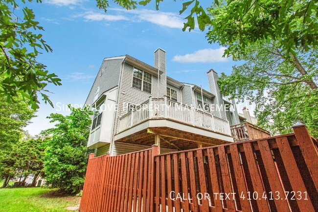 Building Photo - 2252 Commissary Cir