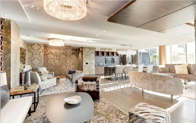 Building Photo - 45 Sutton Square SW