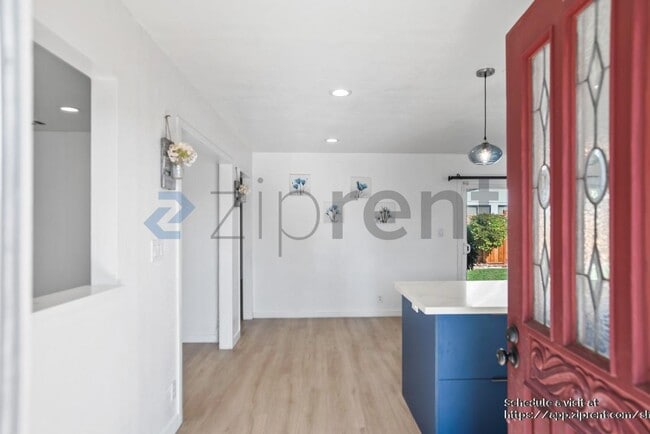 Building Photo - 38440 Farwell Dr