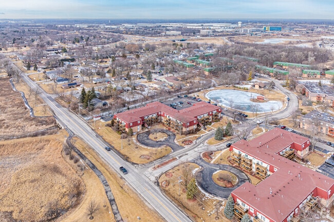 Aerial Context - Linden Woods