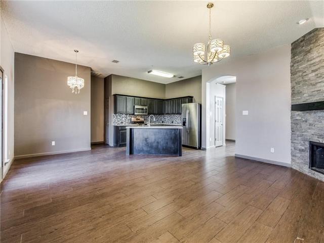 Building Photo - 1521 Broadmoor Dr