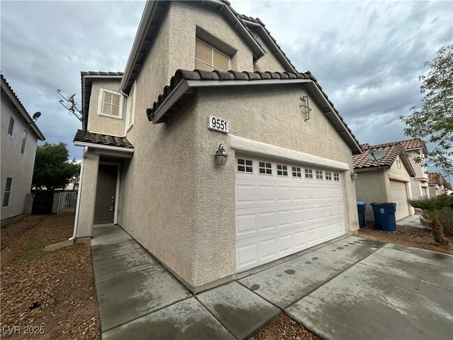 Building Photo - 9551 Green Spruce St