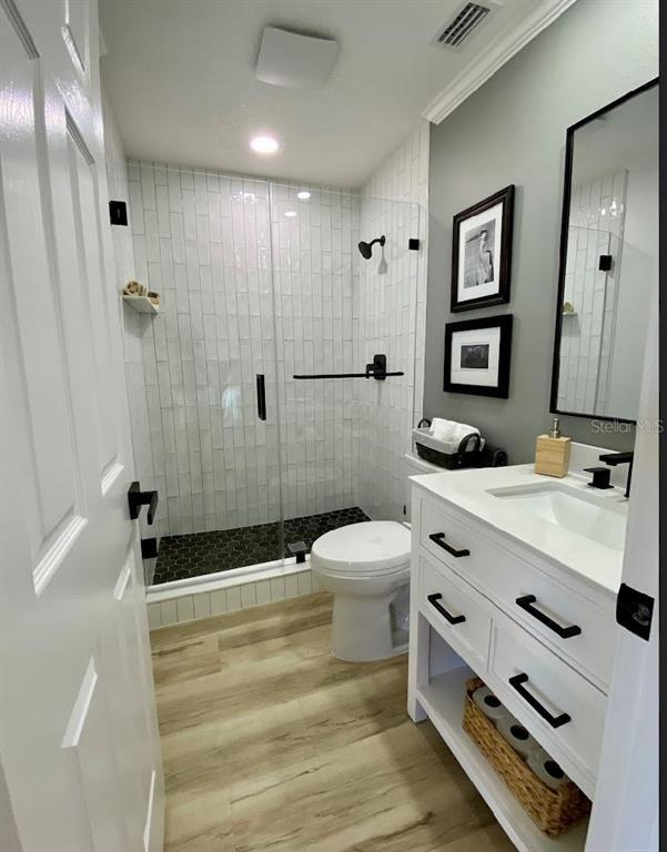 Building Photo - 646 Yardarm Dr