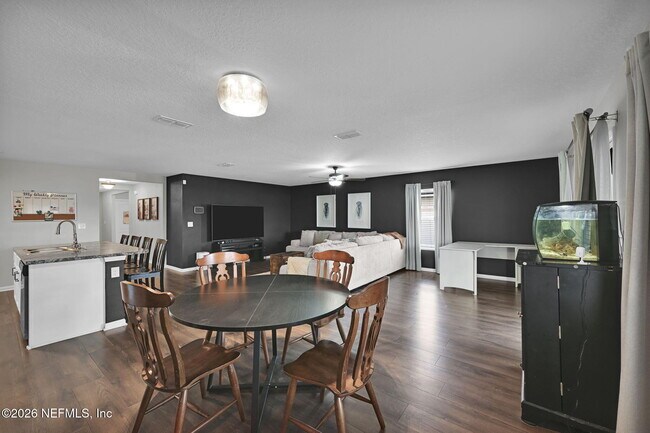 Building Photo - 6119 Black Filly Ln