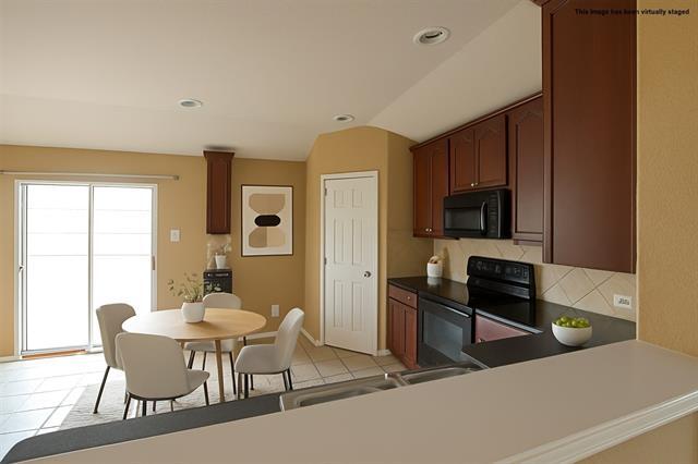 Building Photo - 590 Arthur Dr