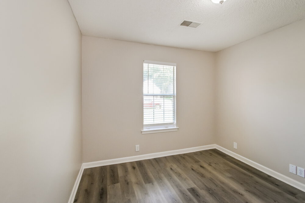 Building Photo - 6955 Gallop Dr