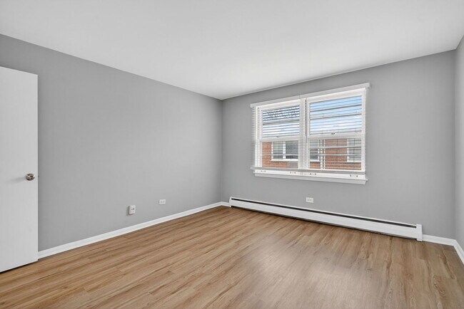 Building Photo - 34 S Kensington Ave