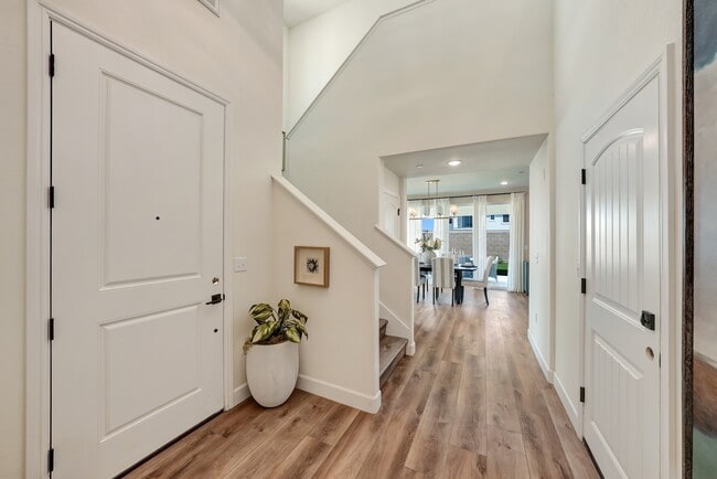 Building Photo - 143 N Un St