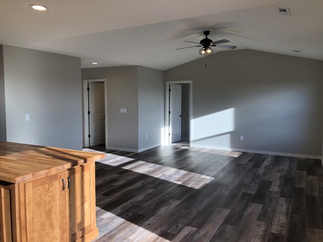 Building Photo - Open living concept- 3BR/2BA with unfinished basement