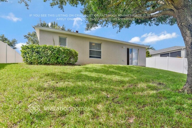 Building Photo - 170 China Berry Cir
