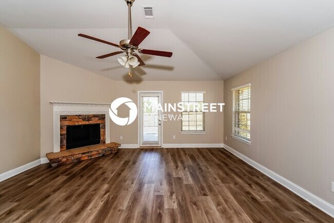 Building Photo - 3 Bedroom Pet-Friendly Home in Odenville, ...