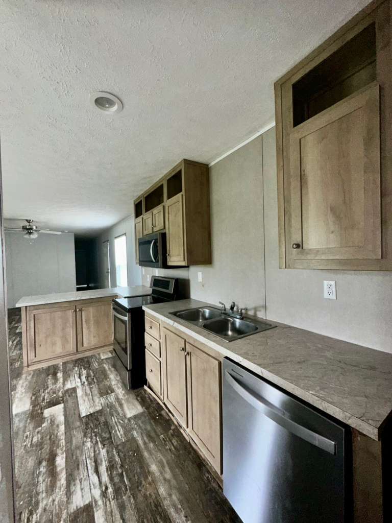 Building Photo - 22602 Val Verde Rd