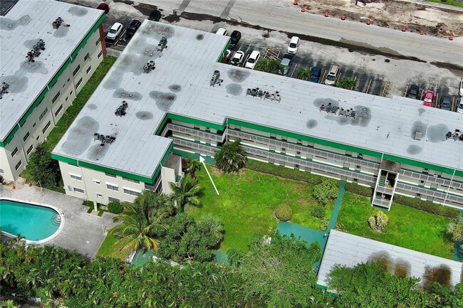 Building Photo - 1450 Atlantic Shores Blvd