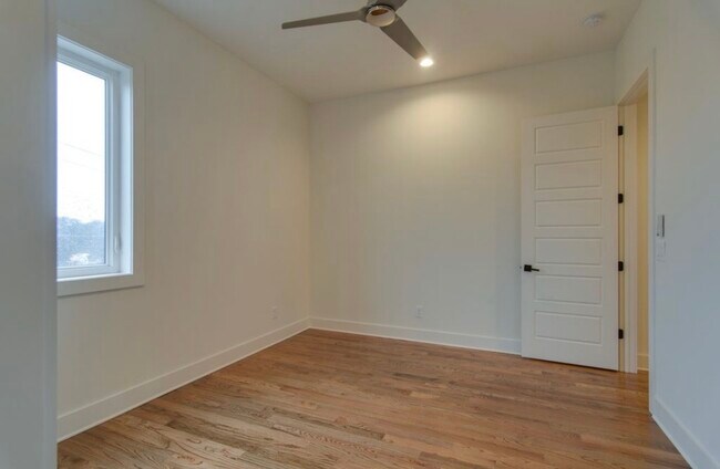 Building Photo - 3325 Felicia St