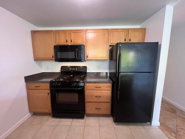 Building Photo - 350 G St SW