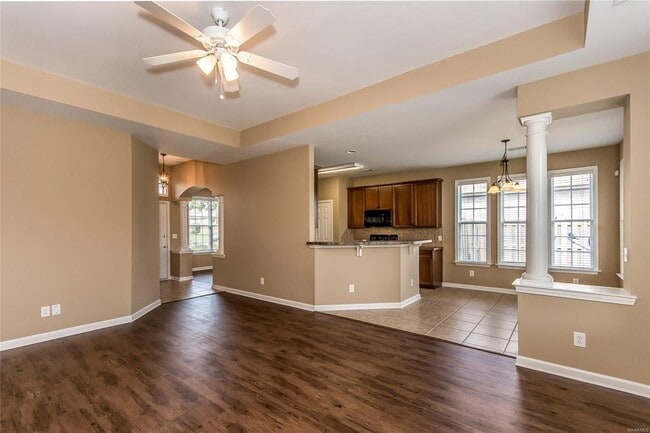 Building Photo - 9625 Helmsley Cir