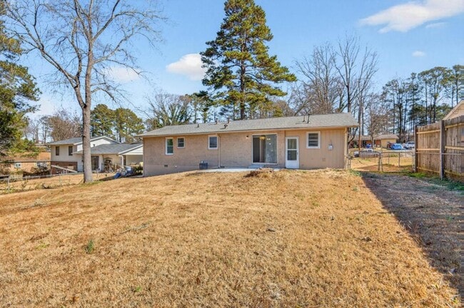 Building Photo - 4225 Cottage Ln