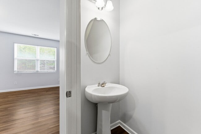 Building Photo - 3068 Tarian Way