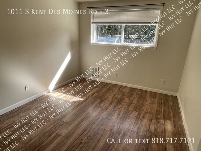 Building Photo - 1011 Kent Des Moines Rd