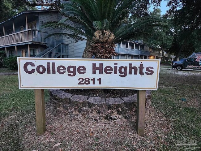 Primary Photo - 2811 Langley Ave