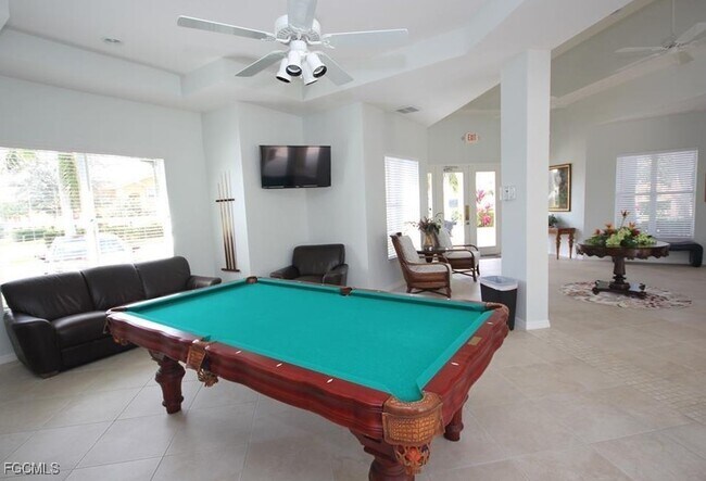 Building Photo - 11807 Bayport Ln