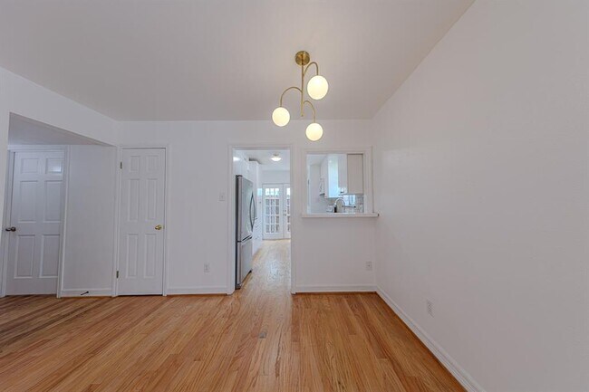 Building Photo - 1505 Woodhead St
