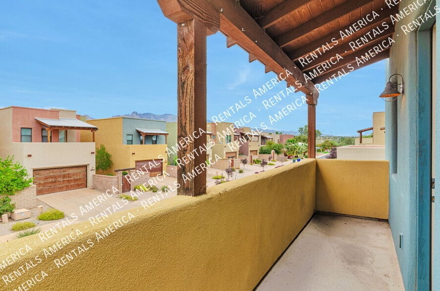 Building Photo - 402 E Croydon Park Rd