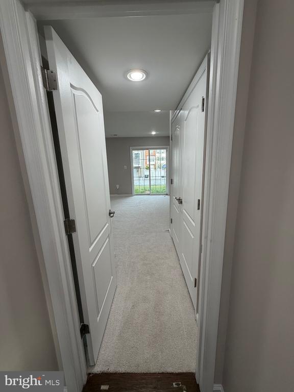 Building Photo - 128 Hidden Brook Dr