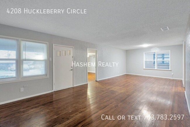 Building Photo - 4208 Huckleberry Cir