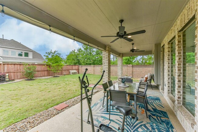 Building Photo - 27208 Starry Oaks Dr