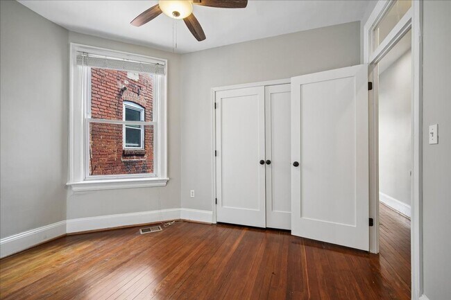 Building Photo - 3211 11th St NW