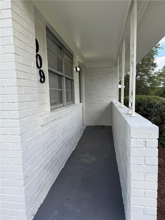 Building Photo - 4009 Ester Dr SW
