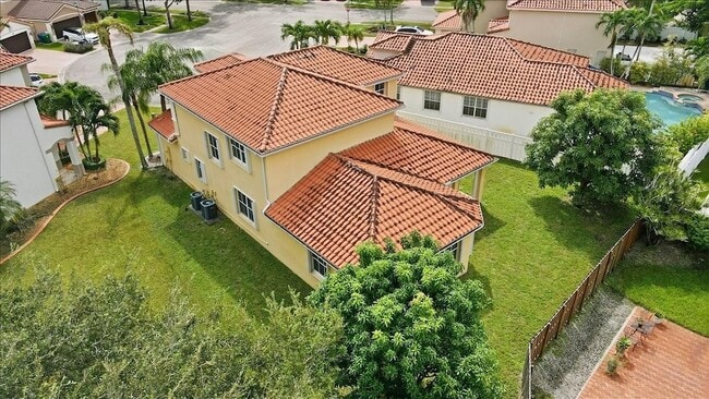 Building Photo - 3802 SW 165th Terrace