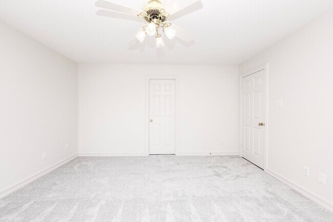 Building Photo - 11102 Brook Mill Ct