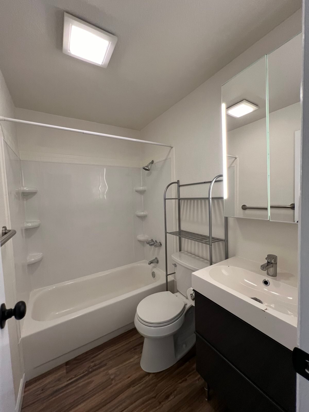 Bathroom - 3393 Madison Ave