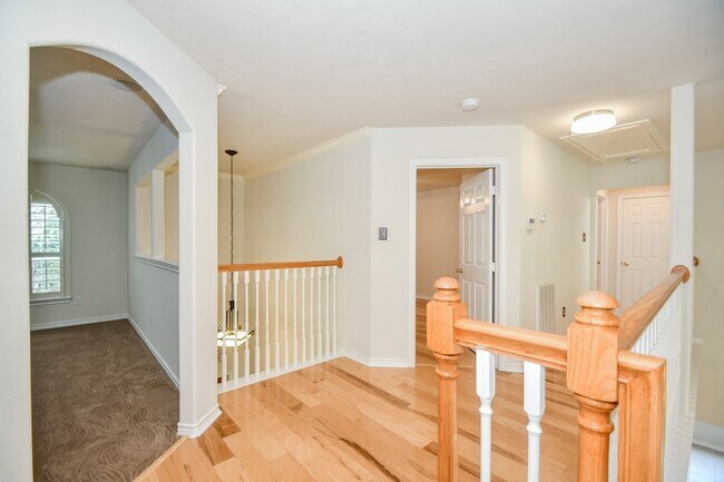 Building Photo - 20735 Park Pine Ln
