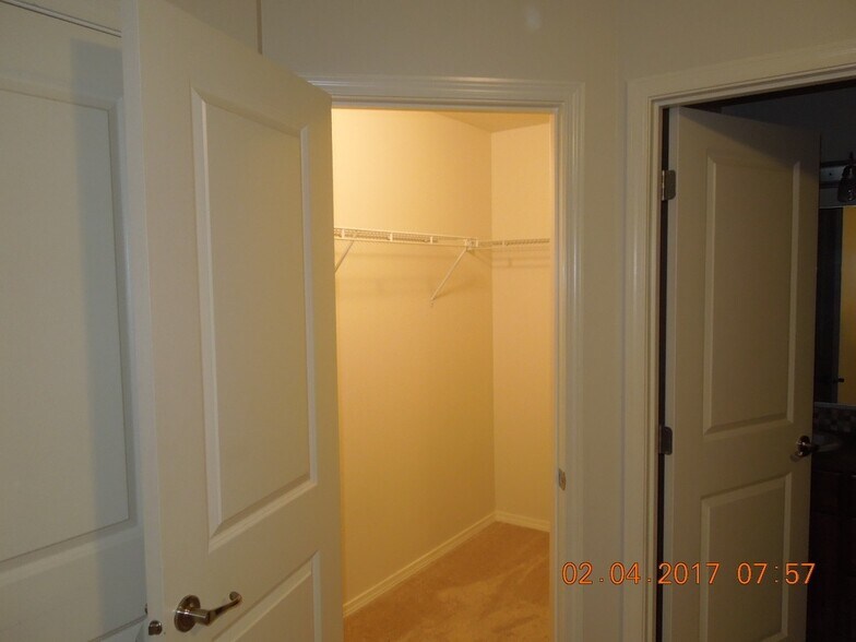 Building Photo - 16109 124th Avenue Ct E
