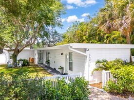 Building Photo - 2441 Granada Ave