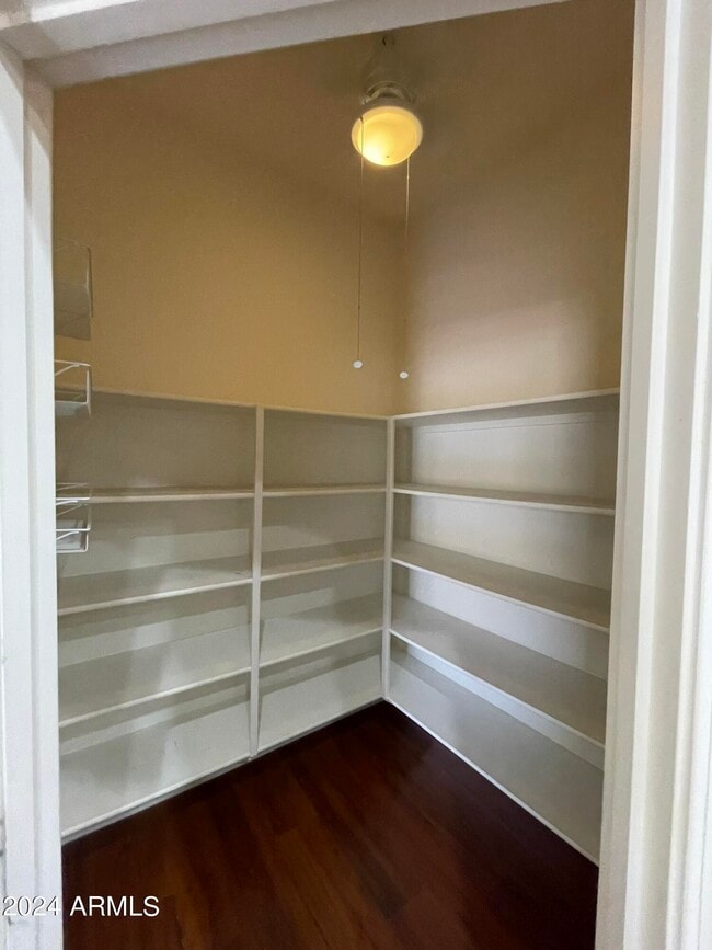 Building Photo - 15240 N 142nd Ave