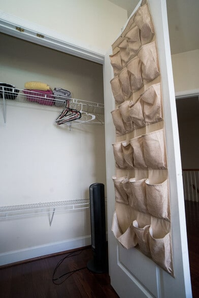 Closet Bedroom 2 - 604 Kingfisher Ave