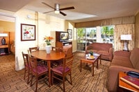 Building Photo - 514 Via De La Valle